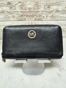 Michael Kors Wallet Black and Gold Zip Around Leather Pebble #035 - Picture 1 of 14