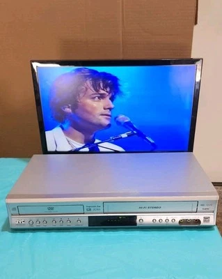 JVC HR-XVC19SU DVD Player & Video Cassette Recorder VCR Combo No Remote *Read - Image 1 of 4