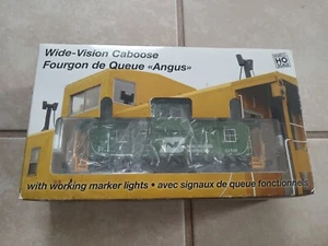 Rapido Trains HO Burlington Northern Wide Vision Caboose #12125 w/ Original Box - Picture 1 of 3