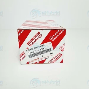 Genuine Toyota Verso Front Brake Pads 2009 TO 2017 WAR20 Oem 04465-YZZEH - Picture 1 of 3