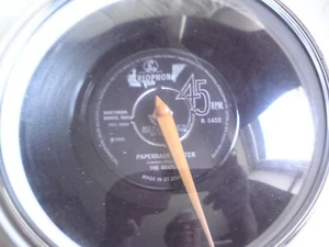 BEATLES QUARTZ WALL CLOCK,PAPERBACK WRITER ORIGINAL 45 RECORD,USED. - Picture 1 of 5