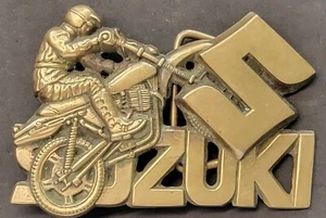 VINTAGE SUZUKI BELT BUCKLE 1980 MOTOCROSS RACING BARON BUCKLE - Picture 1 of 3