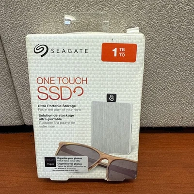 Seagate 1TB,External (STJE1000402) Solid State Drive - Image 1 of 2
