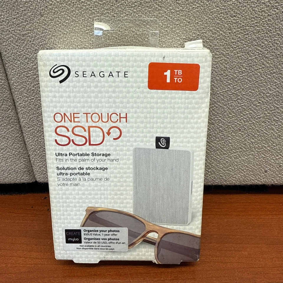 Seagate 1TB,External (STJE1000402) Solid State Drive - Image 1 of 2
