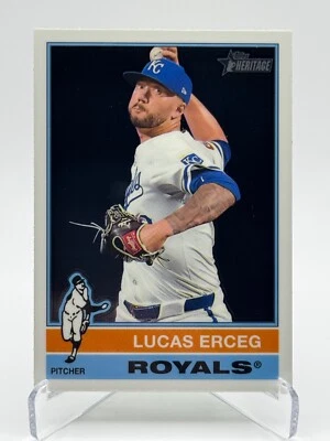 2025 Topps Heritage #62 LUCAS ERCEG | Chrome - Image 1 of 2