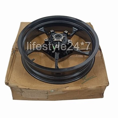 For KTM RC 200/390 Gen-3 (2022 Model) Black Alloy Rear Wheel Rim Foto 1 de 4