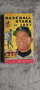 MICKEY MANTLE-SIGNED VINTAGE BOOK "BASEBALL STARS OF 1957" YANKEES(REDUCED!) - Picture 1 of 4
