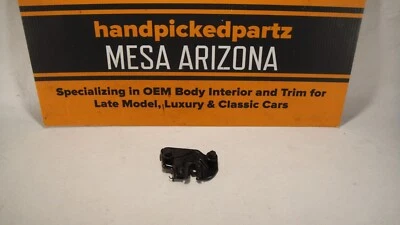 Chevrolet G-body Monte Carlo 1978-1988 OEM bloqueo del capó delantero Foto 1 de 4