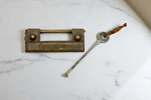 Antiguo candado mecanismo sistema tira latón raro único forjado a mano. G2-211 - Imagen 1 de 10