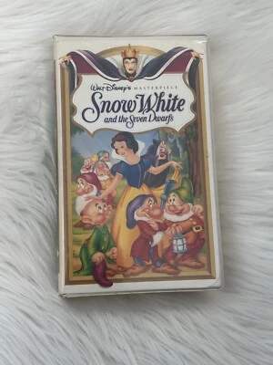 Disney Snow White And The Seven Dwarfs VHS 1994 Masterpiece Collection - Image 1 of 4