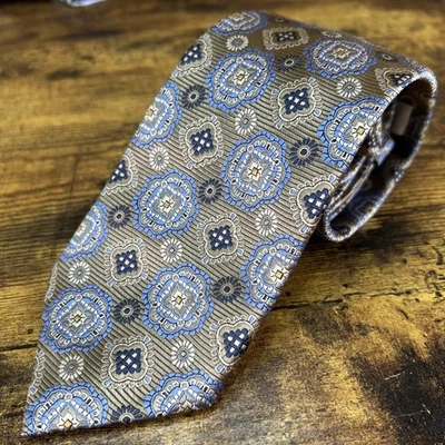 Pierre Cardin Gray Blue Floral Pattern Tie 60"X3" Polyester Handmade #622 - Image 1 of 4