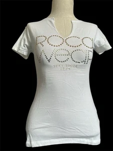 Rocawear! Vintage White Top For Girls /women!  Size M ! Beautiful Top! Rare Find - Picture 1 of 11