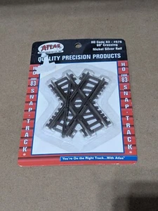 Atlas - HO Scale - Code 83 - #576 - 60° Crossing - Nickel Silver Rail - NOS - Picture 1 of 4