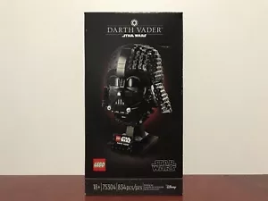LEGO Star Wars: Darth Vader Helmet (75304) - Picture 1 of 6