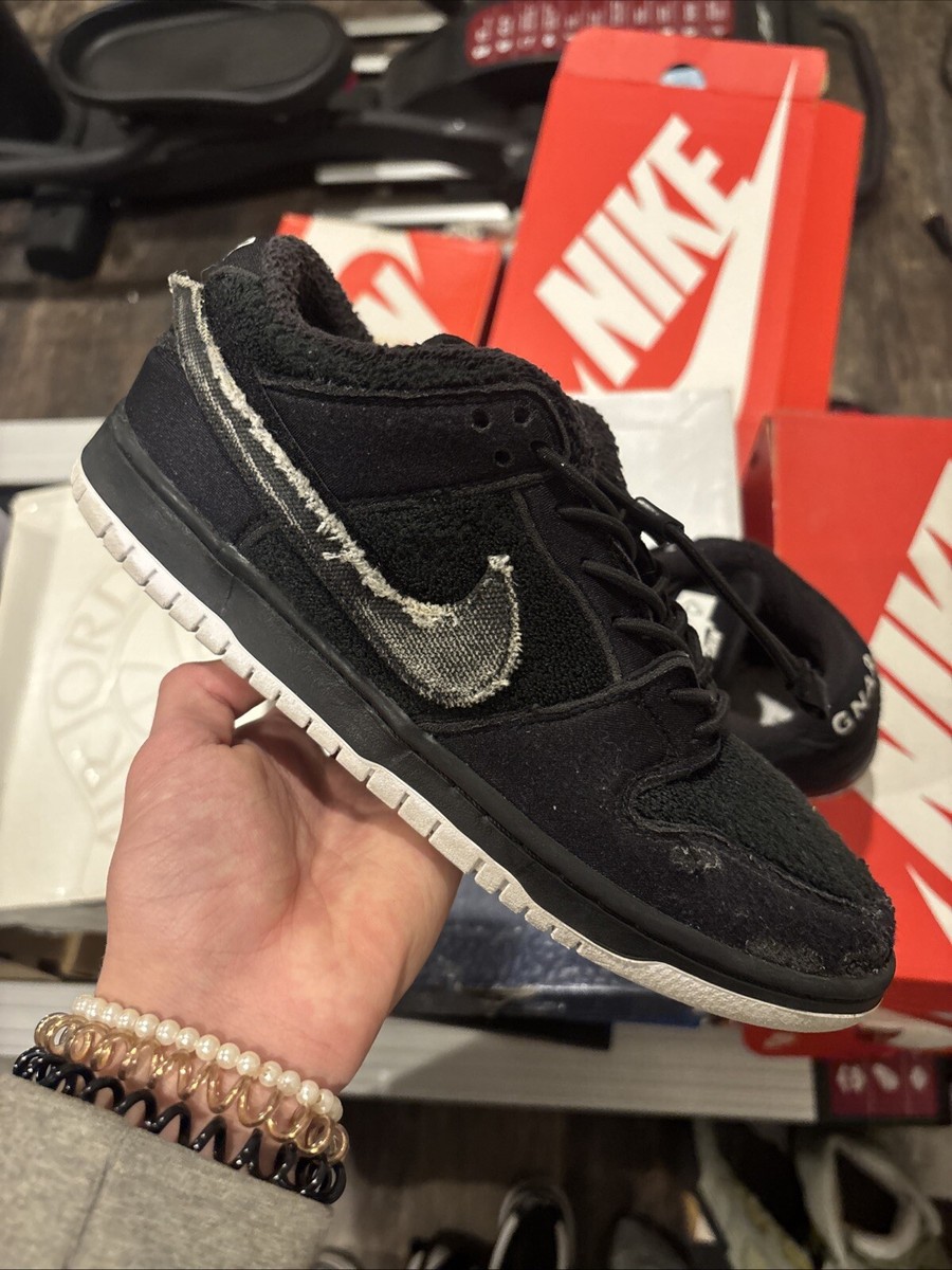 Nike Gnarhunters x Dunk SB Low Black for Sale - Authenticity Nike Gnarhunters x Dunk SB Low Black for Sale - Authenticity