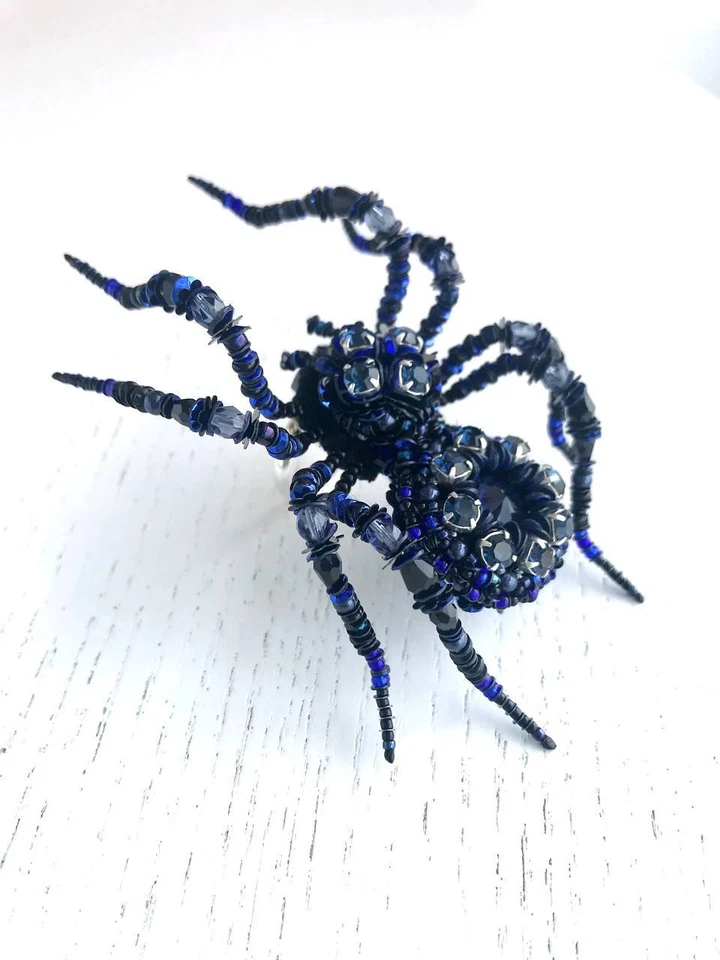 Blue Crystal Spider brooch Halloween gift Embroidered pin Bug jewelry Beaded ins - Image 1 of 4