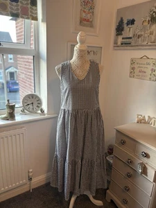 Barbour Checked Midi Dress Size Small - Picture 1 of 11