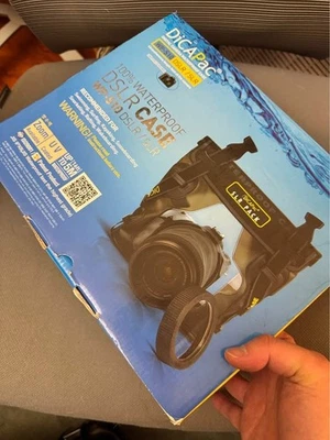 Estojo impermeável série câmera DSLR/SLR DiCAPac WP-S10 - Imagem 1 de 2