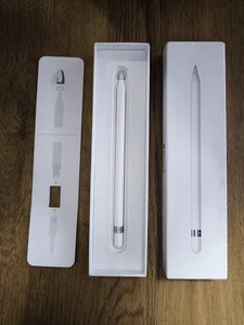 Apple Pencil 1. Generation inkl OVP und Ersatzspitze - Afbeelding 1 van 12
