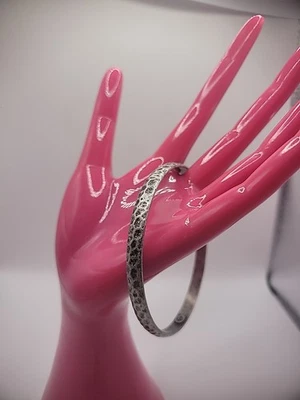 Brazalete Brazalete Vintage Premier Designs Tono Plata Diseño Martillado Joyería Foto 1 de 4