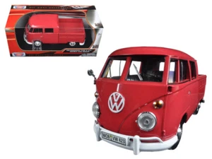 1/24 MotorMax Volkswagen Type 2 (T1) Double Cab Pickup Diecast Model Red 79343 - Picture 1 of 3