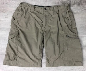 Columbia Sportswear Shorts Lightweight Khaki Beige Cargos Mens Size 32x10 - Picture 1 of 12