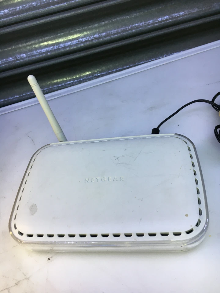 Netgear Wireless G Router WGR614 v9 FREE UK P&P #150 - Image 1 of 1