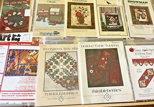 CHRISTMAS Quilt Pattern Bundle Lot Of 10 Tree Skirts Table Runner Wall Hangings - Picture 1 of 7