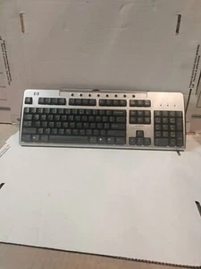 HP KU-0133 Wired USB Keyboard - Picture 1 of 8