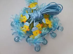 12 Collane Ciuccio Anatra Baby Shower Gioco Blu Bomboniere Premi Ragazzo Decorazioni - Foto 1 di 5