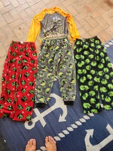 Lot Of 2 Minecraft Pajama Pants 1 Long Sleeve Pajama Set Future Saurus Youth XL - Picture 1 of 5