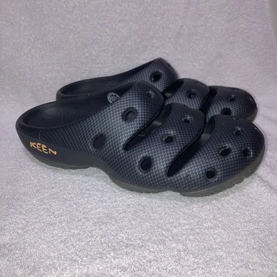 Keen Yogui Arts Clogs Slip On Slides Sandals Black Magnet 1003583 Womens Sz 7 - Image 1 of 4