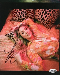Lainey Wilson Signed Autograph 8x10 Promo Photo Photograph w/ JSA COA - Picture 1 of 4