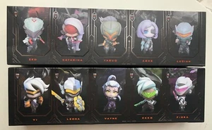 Official League of Legends Rare 8 Figures Bundle With Box NEW - Picture 1 of 1