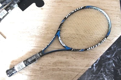 A RAQUETTE NEUVE DUNLOP AEROGEL 4D 200 TOUR 2HUNDRED 347gr 4 3/8 GRIP 3 (46) - Photo 1/4