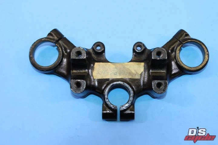 Manija corona horquilla Yamaha AT1MX AT2M LT2MX AT1 PARTE # 248-23435-00-00 Foto 1 de 1