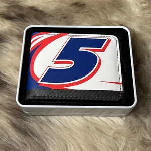 NIB Buckle-Down Men's Bi-fold Wallet -  Hendrick Motorsports -NASCAR - Larson #5 - Picture 1 of 4