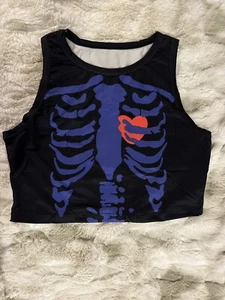 Top raccolto scheletro cuore carino Halloween - Foto 1 di 3