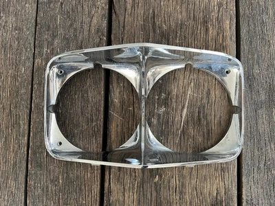 1970 雪佛兰 Impala 左灯边框 Caprice Bucket 装饰原始设备制造商 70 雪佛兰 — 第 1/4 张图片