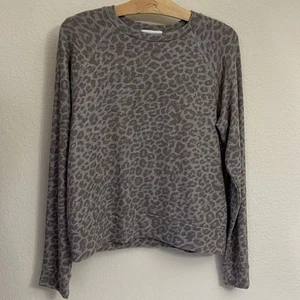 Beyond Yoga Gray & Pink Leopard Print Sweater Pullover Sweatshirt Women's Small - Picture 1 of 6