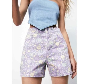 Zara PRINTED Floral STRAIGHT FIT SHORTS High Waisted Lilac EU42 - Picture 1 of 6