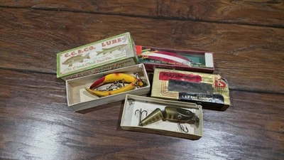 Vintage Fishing Lures Lot Of 4 In Boxes Osprey, L&S Bait Company - Image 1 of 4