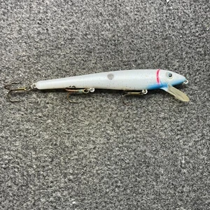 Strike King Wild Shiner Vintage Suspending Jerkbait Fishing Lures 4.75" Pearl - Picture 1 of 9