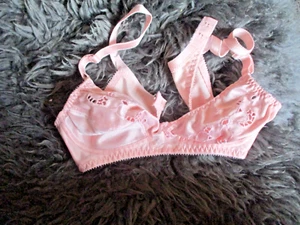 Vintage St Michael Bra Size 34A Peach Bra Nylon Elastane Embroidered - Picture 1 of 4