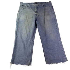 Izod Jeans Mens 40x30 Light Wash Relaxed Fit Straight Leg Denim Raw Hem Frayed - Picture 1 of 8
