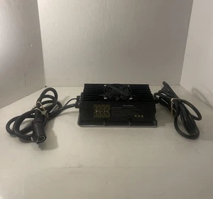 Chargeur Surron Light Bee OEM 2024-2025 (10Amps) voir photos bon état - Photo 1 sur 16