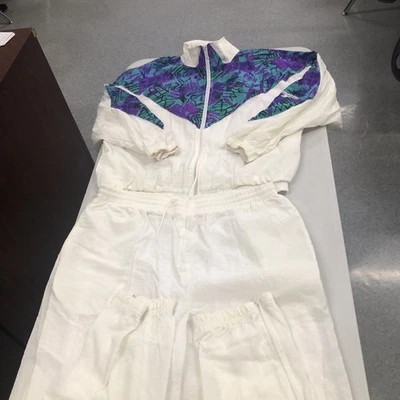 Conjunto de Jaqueta/Calça Feminina Vintage Anos 90 Reebok Windbreaker Track Suit Grande - Imagem 1 de 4