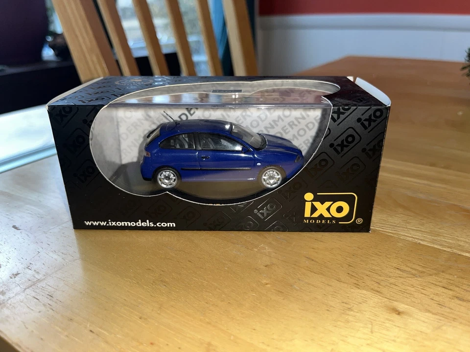 Seat Ibiza 2002 MOC047 modelos IXO 1/43 Foto 1 de 1