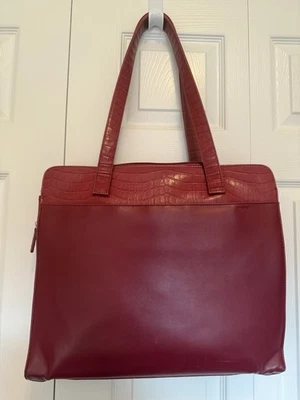 Maletín rojo Buxton para mujer Foto 1 de 4