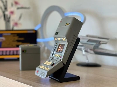 Star Trek Playmates TNG Tricorder Display Stand 3D Printed